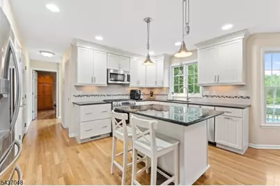 24 Powelson Dr, Hillsborough Township, NJ 08844 - Photo 11