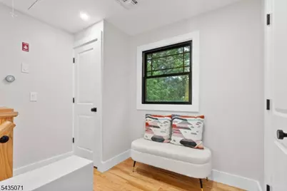 307 Hillside Ave, Nutley, NJ 07110 - Photo 31