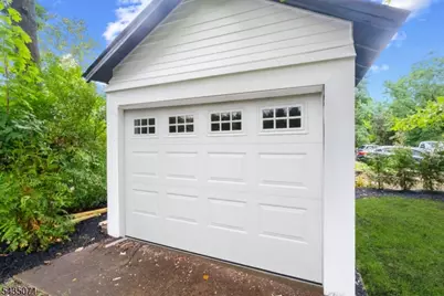 307 Hillside Ave, Nutley, NJ 07110 - Photo 39