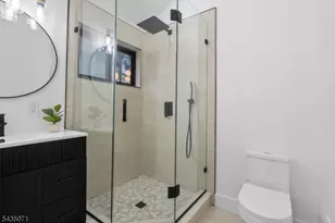 307 Hillside Ave, Nutley, NJ 07110 - Photo 25