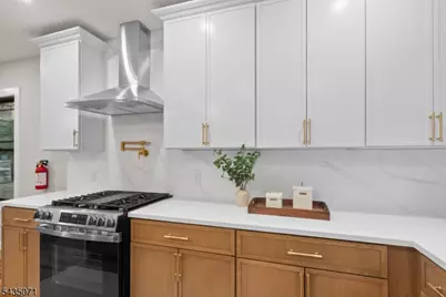307 Hillside Ave, Nutley, NJ 07110 - Photo 15