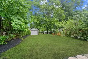 307 Hillside Ave, Nutley, NJ 07110 - Photo 37