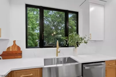 307 Hillside Ave, Nutley, NJ 07110 - Photo 13