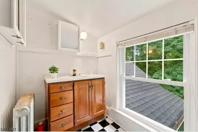 35 Glenside Rd, South Orange, NJ 07079 - Photo 39