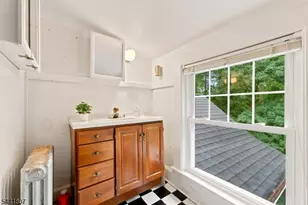 35 Glenside Rd, South Orange, NJ 07079 - Photo 39