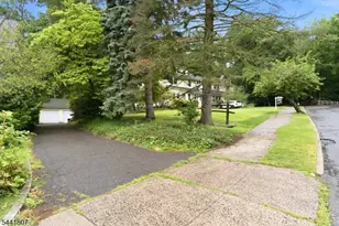 35 Glenside Rd, South Orange, NJ 07079 - Photo 7