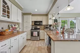 49 Pancake Hollow Dr, Wayne, NJ 07470 - Photo 7
