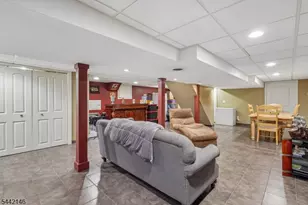 49 Pancake Hollow Dr, Wayne, NJ 07470 - Photo 25
