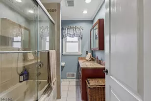 49 Pancake Hollow Dr, Wayne, NJ 07470 - Photo 21