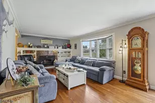 49 Pancake Hollow Dr, Wayne, NJ 07470 - Photo 5