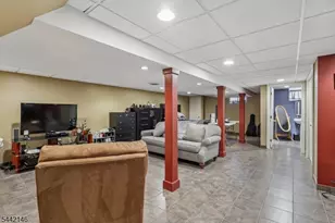 49 Pancake Hollow Dr, Wayne, NJ 07470 - Photo 23