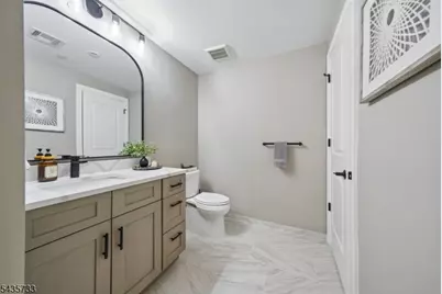 9 Farrand St, Bloomfield Twp., NJ 07003 - Photo 9
