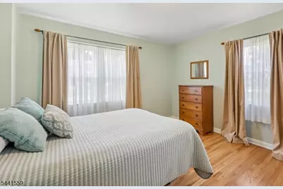 26 Maclennon Pl, Fanwood, NJ 07023 - Photo 11