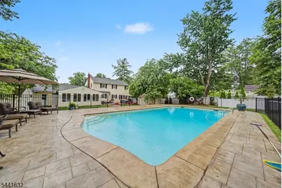 25 Lord Stirling Dr, Parsippany, NJ 07054 - Photo 47