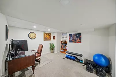 25 Lord Stirling Dr, Parsippany, NJ 07054 - Photo 35