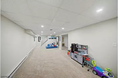 25 Lord Stirling Dr, Parsippany, NJ 07054 - Photo 33