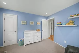 25 Lord Stirling Dr, Parsippany, NJ 07054 - Photo 29