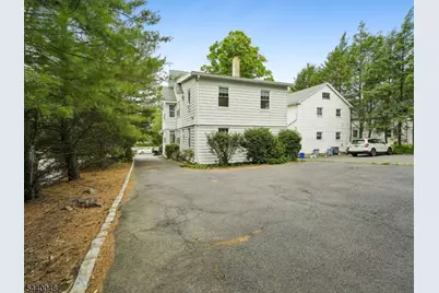 485 Valley Rd #2, Montclair, NJ 07043 - Photo 29