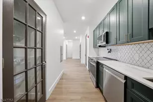 21 Lincoln Park, Newark, NJ 07102 - Photo 11