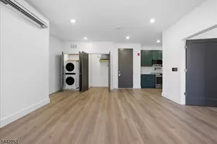 21 Lincoln Park, Newark, NJ 07102 - Photo 5