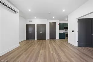 21 Lincoln Park, Newark, NJ 07102 - Photo 7