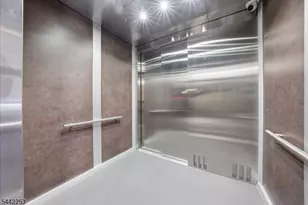 21 Lincoln Park, Newark, NJ 07102 - Photo 27