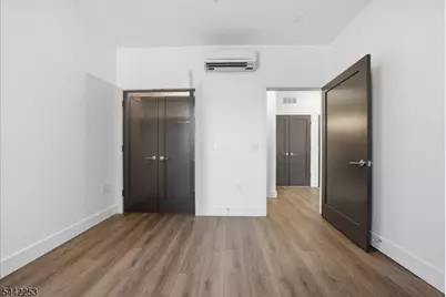 21 Lincoln Park #101, Newark, NJ 07102 - Photo 17