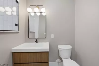 21 Lincoln Park #101, Newark, NJ 07102 - Photo 13