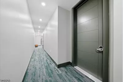21 Lincoln Park #101, Newark, NJ 07102 - Photo 17