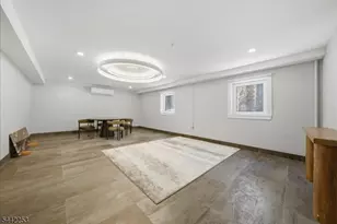21 Lincoln Park, Newark, NJ 07102 - Photo 31