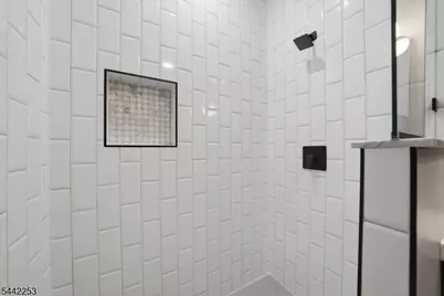 21 Lincoln Park #101, Newark, NJ 07102 - Photo 15