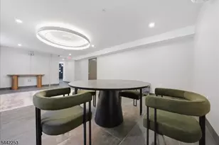 21 Lincoln Park, Newark, NJ 07102 - Photo 33