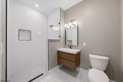 21 Lincoln Park #101, Newark, NJ 07102 - Photo 13