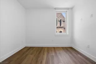 21 Lincoln Park, Newark, NJ 07102 - Photo 3
