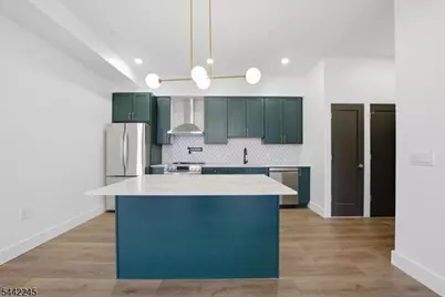 21 Lincoln Park #302, Newark, NJ 07102 - Photo 5