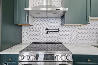 21 Lincoln Park #302, Newark, NJ 07102 - Photo 9