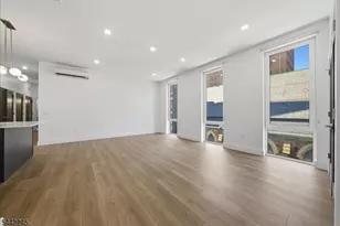 21 Lincoln Park, Newark, NJ 07102 - Photo 5