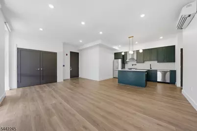 21 Lincoln Park #302, Newark, NJ 07102 - Photo 1