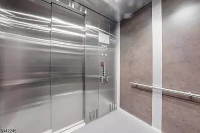 21 Lincoln Park #302, Newark, NJ 07102 - Photo 29