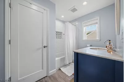 2 High St, Bloomfield, NJ 07003 - Photo 17