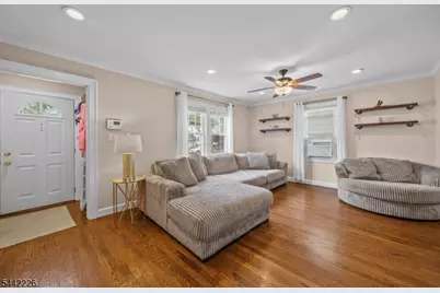 2 High St, Bloomfield, NJ 07003 - Photo 3