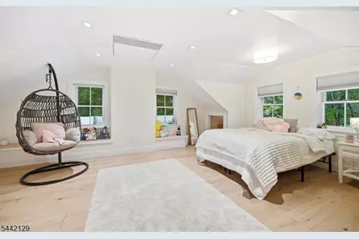 54 E Main St, Mendham, NJ 07945 - Photo 25