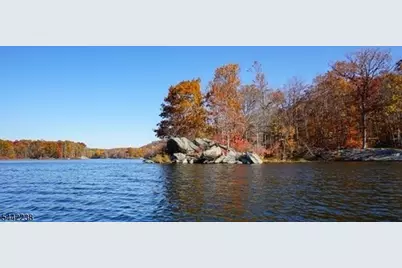 406 High Crest Dr, West Milford, NJ 07480 - Photo 17