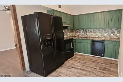 1907B Stonegate Ln #1907, Stanhope, NJ 07874 - Photo 9