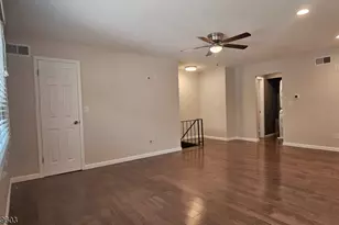 1907B Stonegate Ln, Stanhope, NJ 07874 - Photo 7