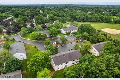 111 Aimwick Ct, Franklin Township, NJ 08873 - Photo 5