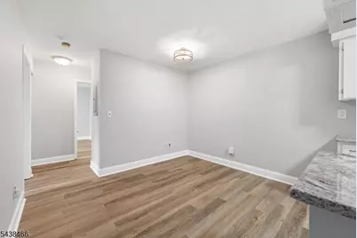 111 Aimwick Ct, Franklin Township, NJ 08873 - Photo 15