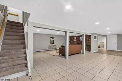 475 Rifle Camp Rd, Woodland Park, NJ 07424 - Photo 23