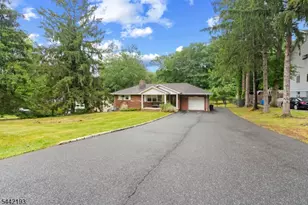 475 Rifle Camp Rd, Woodland Park, NJ 07424 - Photo 35