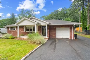 475 Rifle Camp Rd, Woodland Park, NJ 07424 - Photo 29